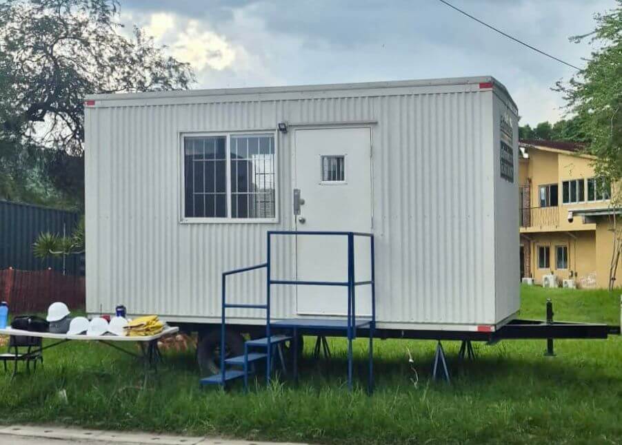 Oficina Móvil 8X20